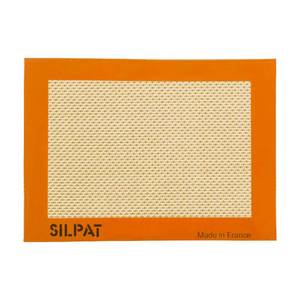 lot 8388 image: Silpat Premium Non-Stick Silicone Baking Mat, Toaster Oven Size, 7-78 x 10-78, Tan