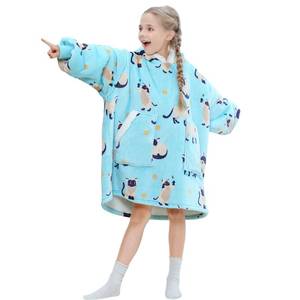 lot 5405 image: Kipswiza Siamese Cat Wearable Blanket Hoodie for Kids - Oversized Sherpa Fleece Hooded Sweatshirt, Cozy Gift for Girls Boys 6-13 (43-411), Cat Print, Light Blue