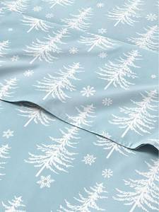 lot 7384 image: King Christmas Snowflakes Sheet Set - Holiday Xmas Pattern Bedding Set - Deep Pockets - Snug Fit - 4 Piece - Wrinkle Free & Easy Fit - Cozy Festive Winter - Holiday Sheets for Women, Men, Kids & Teens