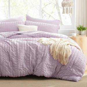 lot 3925 image: Loves cabin Seersucker Lavender Twin Comforter Set 5 Pieces, All Season Bedding Set, Twin Bed in a Bag Comforter Set with Comforter, Flat Sheet, Fitted Sheet, Pillowcase and Pillow Sham