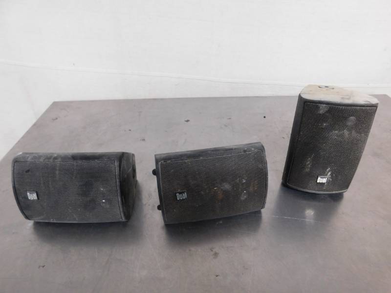 lot 1700 image: 3 Dual Speakers