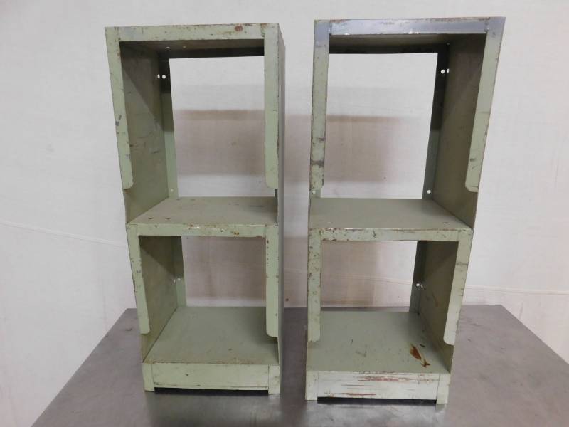 lot 1687 image: 3 Metal Cabinets