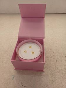 lot 23239 image: Memory LNe 3 Wick Candle, Jasmin And Pear, 8oz