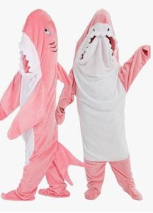 lot 23260 image: NAFLEAP Womens Wearable Blanket, Pink Shark