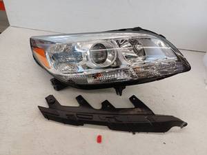 lot 23388 image: Headlight Assembly