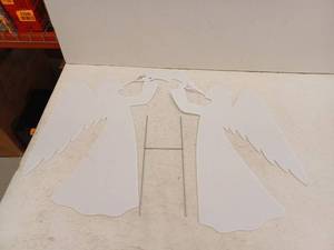 lot 23459 image: 2 pcs Christmas Angel Decoration, White