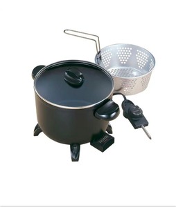 lot 4421069 image: Presto5 Qt. Multi-Cooker - Retail $48