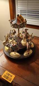 lot 23908 image: Franklin Mint Treasury of Carousel Art display set