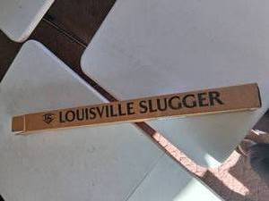 lot 23804 image: Brand New Louisville Slugger 3 Pound Wood