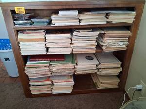 lot 23816 image: Shelves Full of Misc Music Books and CDs