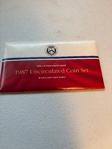 lot 24113 image: 1987 Uncirculated Coin Set with D & P Mint Marks