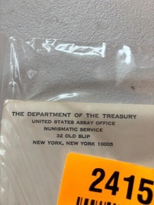 lot 24150 image: US Mint 1972 Uncirculated Coins
