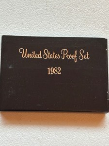 lot 24173 image: United States Proof Set 1982