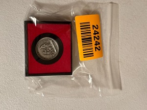 lot 24242 image: Set of 2 Americas First Medals
