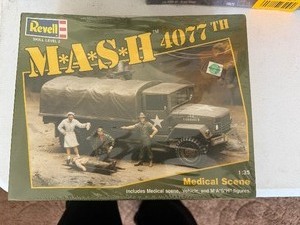 lot 24003 image: Factory Sealed Revell MASH 4077th Medical Scene Collectors Item