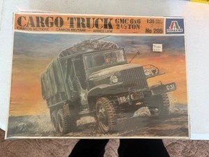 lot 24004 image: Factory Sealed Italeri Cargo Truck Collectors Item