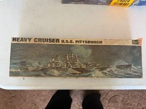 lot 24010 image: Vintage Revell Heavy Cruiser USS Pittsburgh Collectors Item