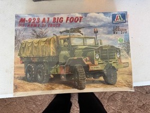 lot 24011 image: Factory Sealed Italeri M-923 A1 Big Foot US Army 5t Truck Model Kit Collectors Item
