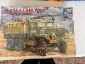 lot 24014 image: Factory Sealed Italeri M-923 A1 Big Foot US Army 5t Truck Model Kit Collectors Item