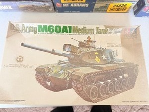 lot 24042 image: Tamiya M60A1 U.S. Army Medium Tank Model Kit Collectors Item