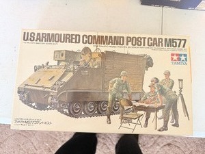 lot 24044 image: Tamiya Command Post Car M577 Model Kit Collectors Item