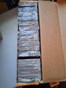 lot 24265 image: Lot Vintage in Packaging Baseball Cards