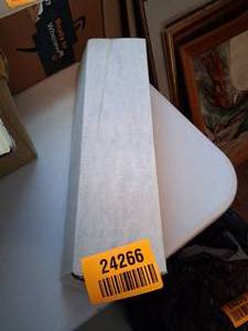 lot 24266 image: Lot of Vintage in Packaging Baseball Cards