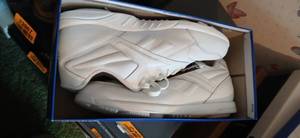 lot 23961 image: Brand New with Tags Reebok Mens Comfort Glide Tennis Shoes Size 10.5