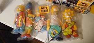lot 24078 image: 1990 Burger King Simpsons Character Set