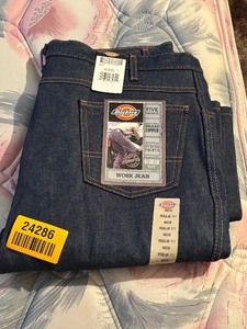 lot 24286 image: Brand New with Tags Dickies Jeans Size 40x30