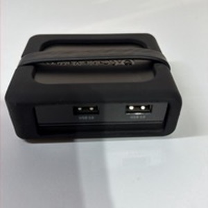 lot 40 image: Cable Matters USB-C Multiport Adapter