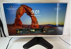lot 70 image: Viotek LED Computer Monitor with Stand 32 inch