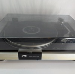lot 77 image: JVC IL-A40 Direct Drive Turntable