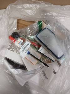 lot 23581 image: Mystery Bag with 20 Items