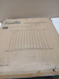 lot 63875 image: Kbytdream Black Metal Pressure Fit Safety Gate