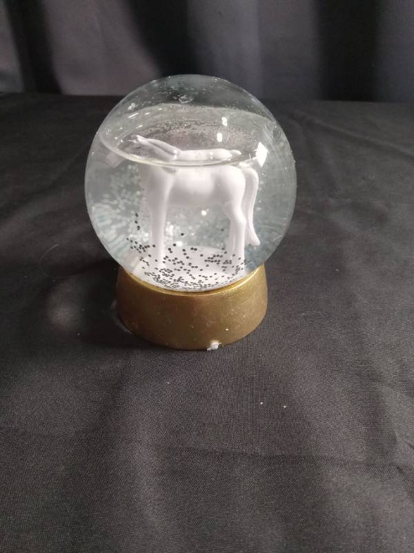 lot 9030 image: White Horse Snow Globe with Gold Base