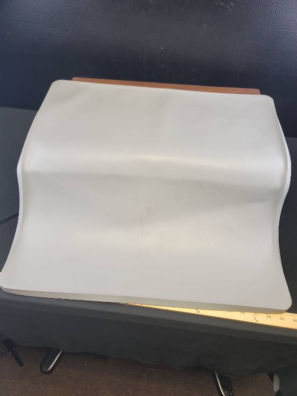 lot 9327 image: Rubber Mat