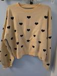 lot 5249 image: Heart Pattern Knit Sweater Size L