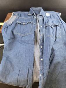 lot 1704 image: Western Style Plaid and Denim Button-Up Shirts Collection