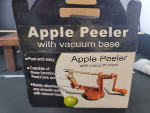lot 12453 image: 3-in-1 Apple Peeler with Vacuum Base