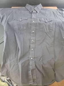 lot 12454 image: Classic Western Denim Pearl Snap Shirt
