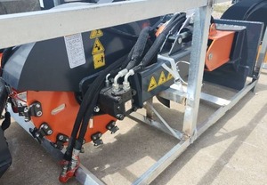 lot 3546 image: Unused WIG XN-QC01-08 Skid Steer Stump Grinder Attachment