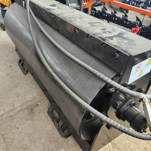 lot 8005 image: Unused FT-VR59 Skid Steer Vibratory Roller Attachment  59-inch