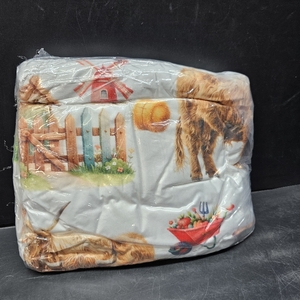 lot 1191 image: Highland Cow Throw, Kids Throw Size