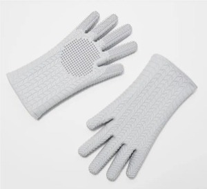lot 1225 image: Homespan Super Duty 2-in-1 Medium Silicone Kitchen Gloves Gray