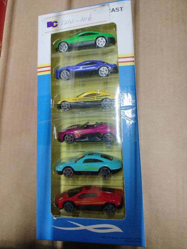 lot 8788 image: Set of 6 Die Cast Cars