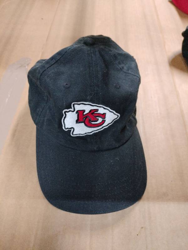 lot 30257 image: Kansas City Chiefs NFL Baseball Cap