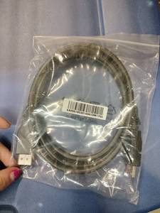 lot 34991 image: HDMI Cable