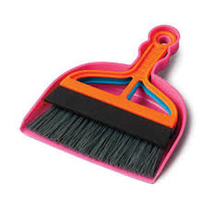 lot 28953 image: Mini Dustpan with Brush and Squeegee