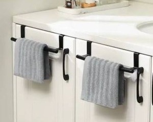lot 23658 image: KES 2-Piece Over The Door Towel Rack Over Cabinet Towel Holder for Kitchen and Bathroom in Matte Black
